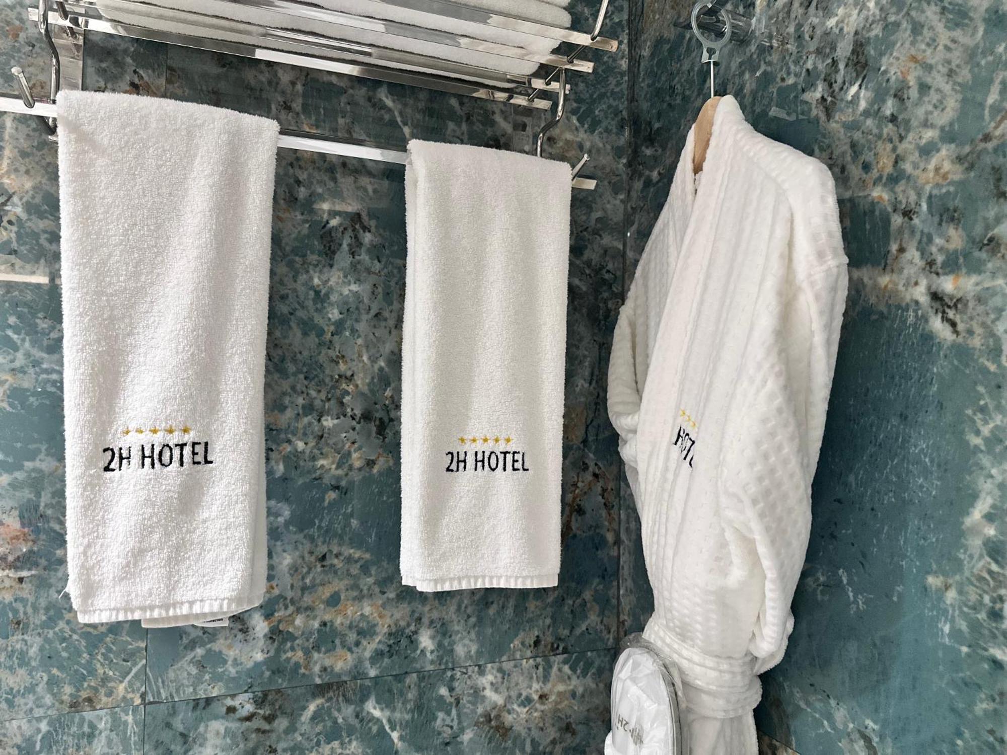 2H Hotel 奥兰 外观 照片